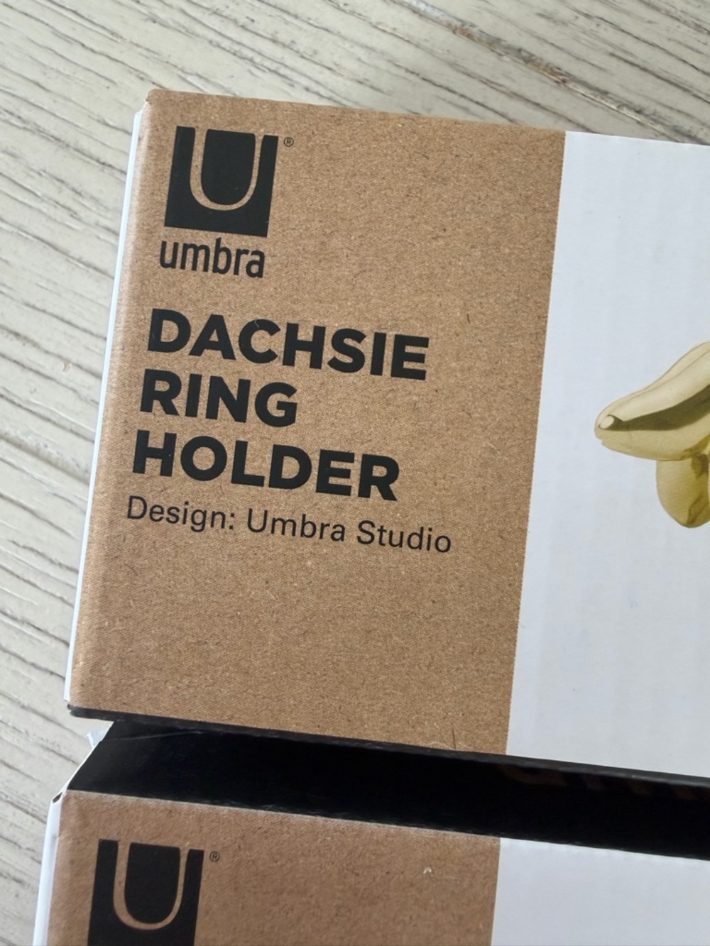Ring holders - Picture 4 of 4